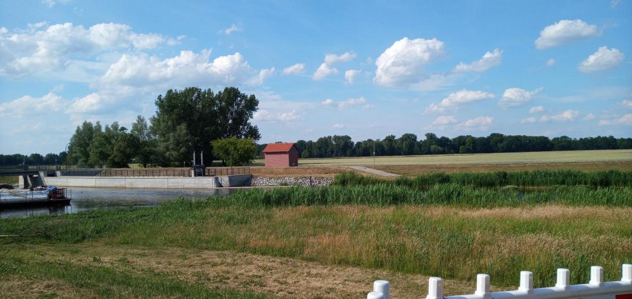 Maja Villa Guhrow Bagian luar foto